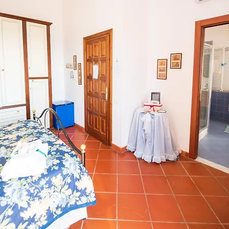 Ida Bed & Breakfast Bed & Breakfast Terracina