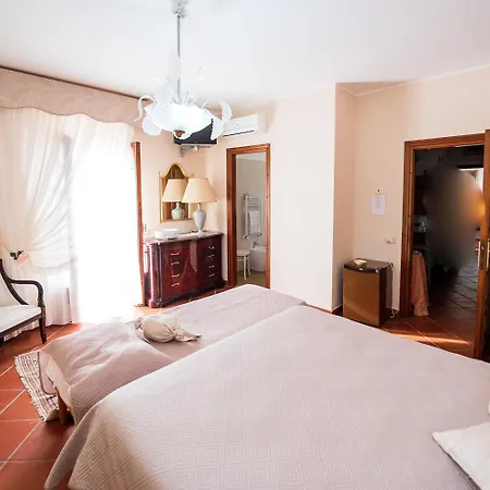 Ida Bed & Breakfast Terracina