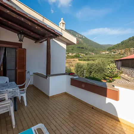 Bed & Breakfast Ida 4*