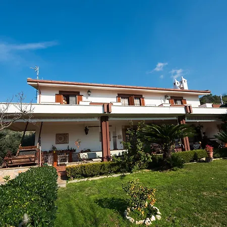 Ida Bed & Breakfast Terracina