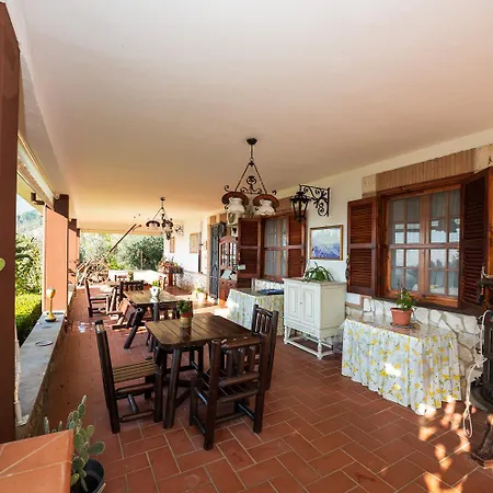 Ida Bed & Breakfast 4*