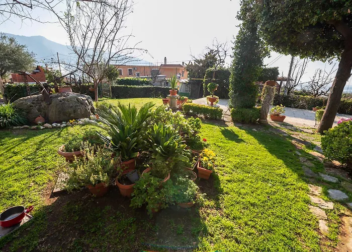 Ida Bed & Breakfast 4*