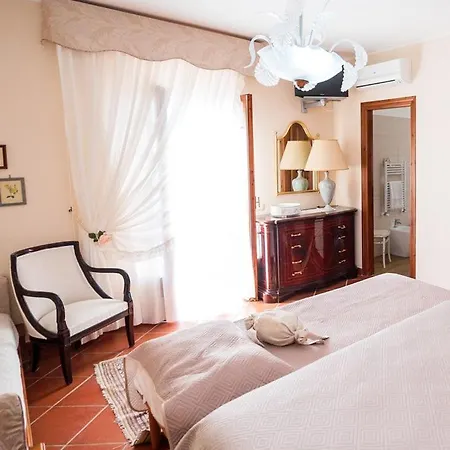 Ida Bed & Breakfast Terracina